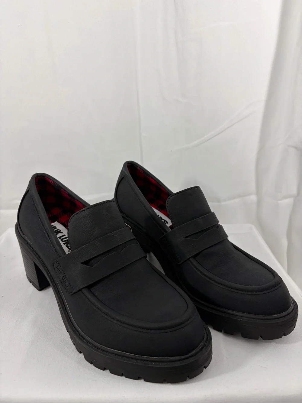 NWT Muk Kuks Women’s Size 8 Black Faux Leather Wedge Shoes